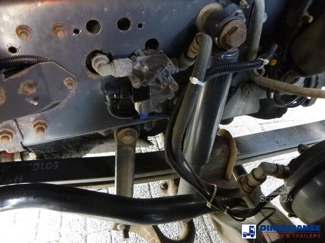 Camion-citerne Renault Premium 270 4x2 fuel tank 13.3 m3 / 3 comp