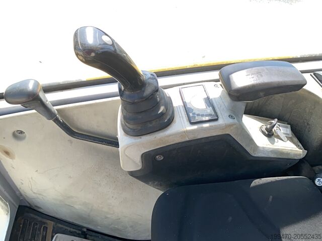 Minibagger < 7t Wacker Neuson EZ28 with 3 buckets