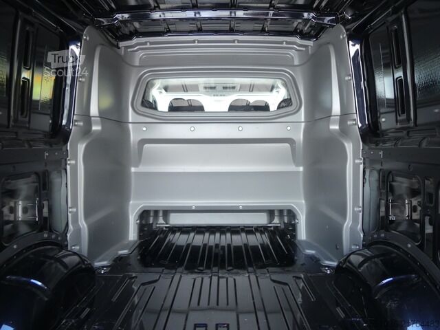 Panelová dodávka Volkswagen Crafter Kasten 2.0 TDi Mixto 4Mot LED/ACC/NAV/AHK