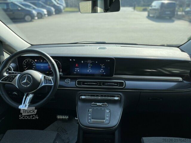 Minibuss Mercedes-Benz V 220 d STYLE L NAVI+DISTRO+AHK 2.5t+MULTIBEAMNavi
