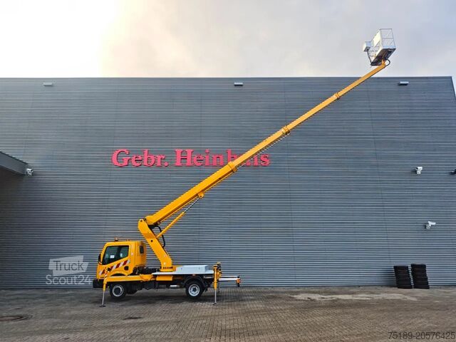 Plate-forme de levage Nissan Cabstar 35.12 Ruthmann TB 220.2