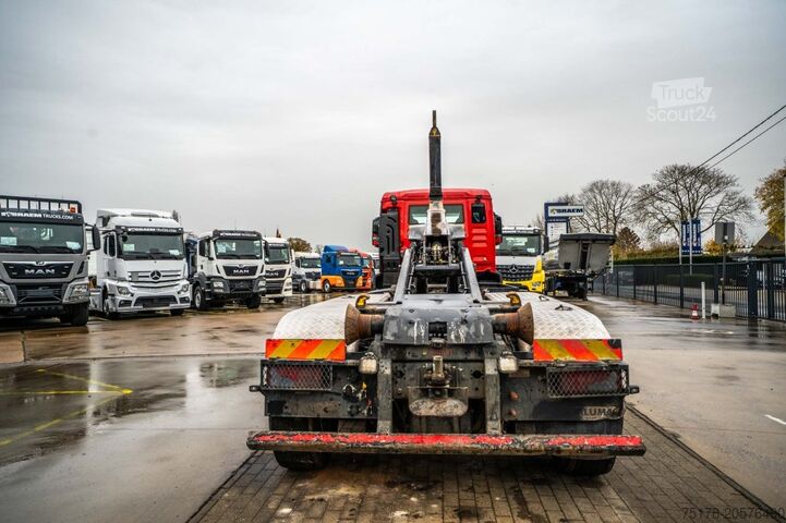 Sistema de braço de gancho MAN TGS 35.430 BL - HIAB