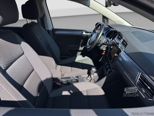 Minibús VW Touran 1.5 TSI Active *DSG*7-Sitzer*Navi*ACC*SHZ