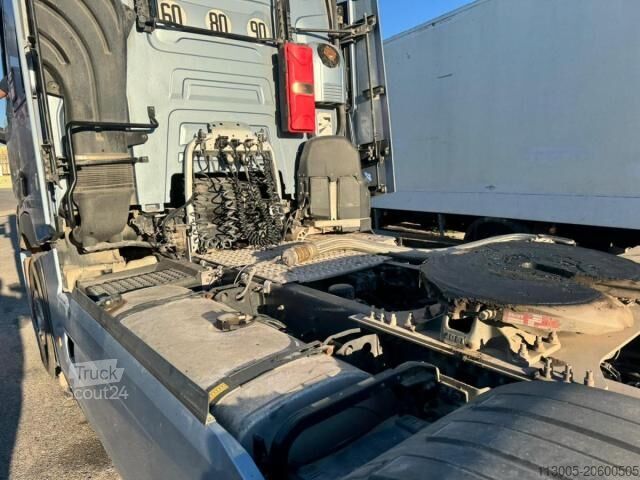 Tracteur routier standard Renault T 480