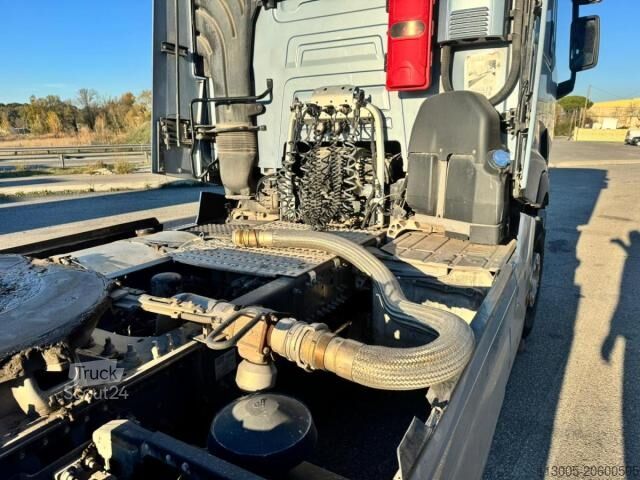 Tracteur routier standard Renault T 480