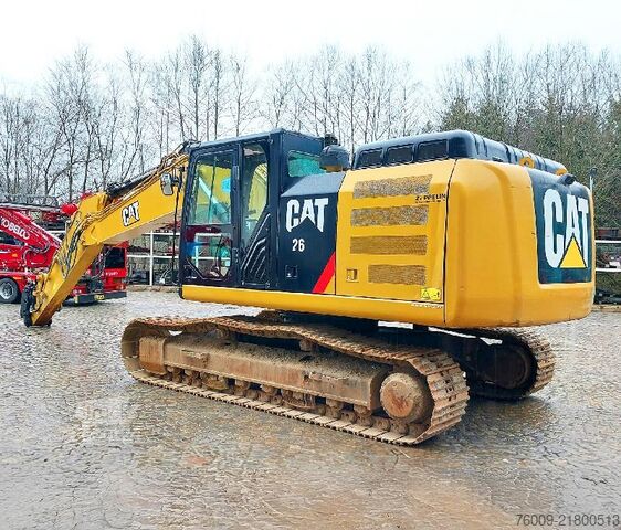 Pásový bagr CAT 326FLN
