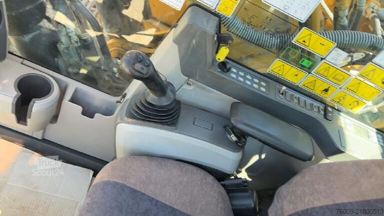 Pásový bagr CAT 326FLN