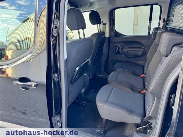 Minibus FIAT Professional Dobló Serie 4 Kombi XL 130PS AT