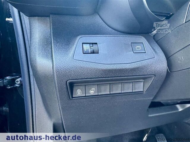 Minibus FIAT Professional Dobló Serie 4 Kombi XL 130PS AT