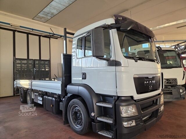 Pianale con rampe MAN TGS 26.320