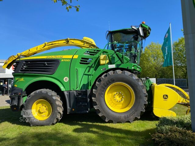 Kmetijski stroj  9700 i