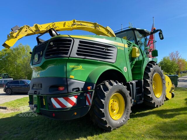 Kmetijski stroj  9700 i