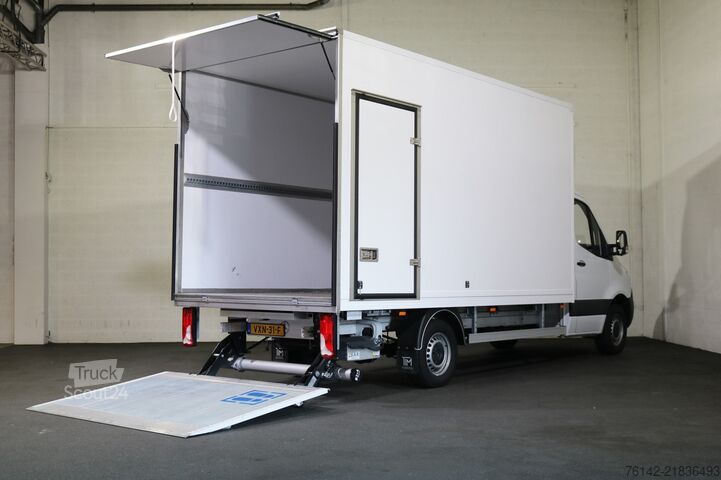 De Jong Trucks & Trailers B.V. De Jong Trucks & Trailers B.V. De Jong Trucks & Trailers B.V.