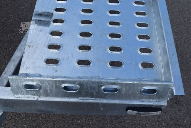 Přepravník automobilů  Besttrailer REBEL SM-4,5x2,1m 2700 kg