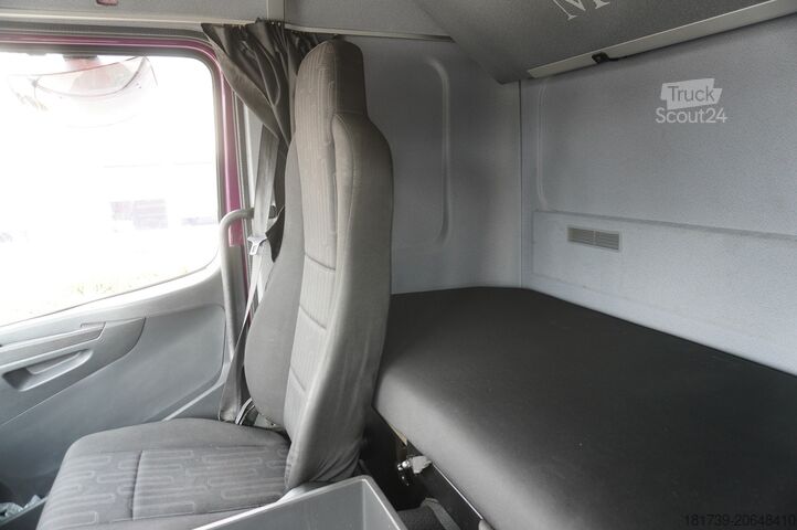 Araç taşıyıcı kamyonlar Mercedes-Benz Atego 1224 / New galvanized tow truck