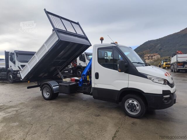 Kamyon üzerine monte vinçli panelvan Iveco Daily 35-150