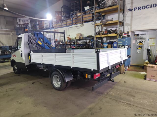 Kamyon üzerine monte vinçli panelvan Iveco Daily 35-150