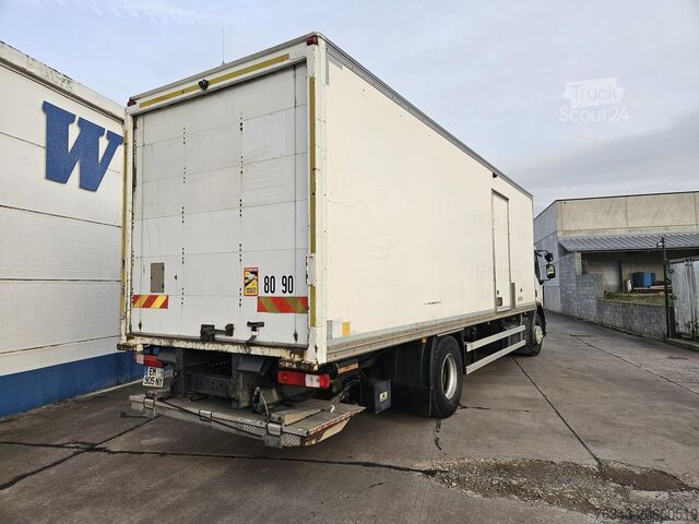 Camião caixa fechada RENAULT D19 WIDE 280 - E6 - BOITE MECANIQUE