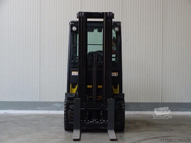 Frontgaffeltruck Yale GLP30VX