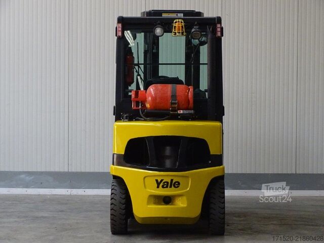 Frontgaffeltruck Yale GLP30VX