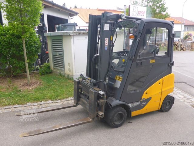 Frontstapler Linde H18D