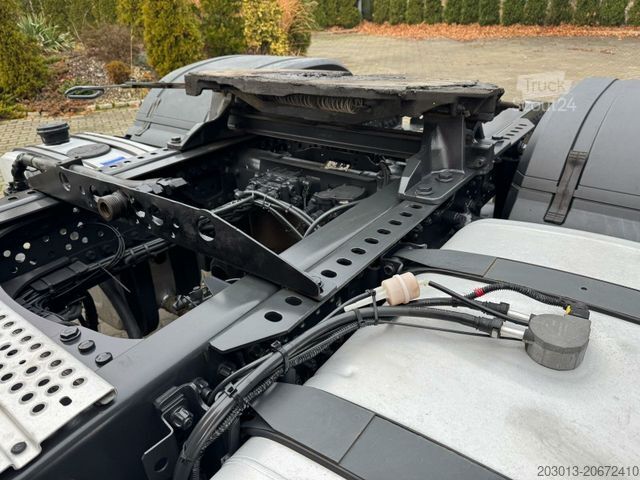 Standard dragbil MERCEDES-BENZ ACTROS 1846 4x4 HAD Eur 6 Kipphydraulik Retarder