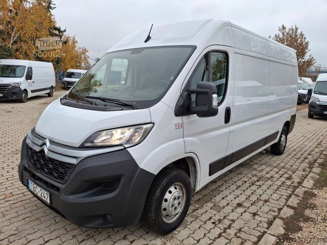 Skåpbil CITROEN Jumper Grossraumkasten 35 L3H2 Club BlueHDi 140