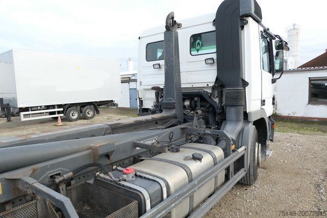 Kroklastbil MERCEDES-BENZ 2641 Actros 6x4, Meiller RK20.65, 3 Pedale,Blatt