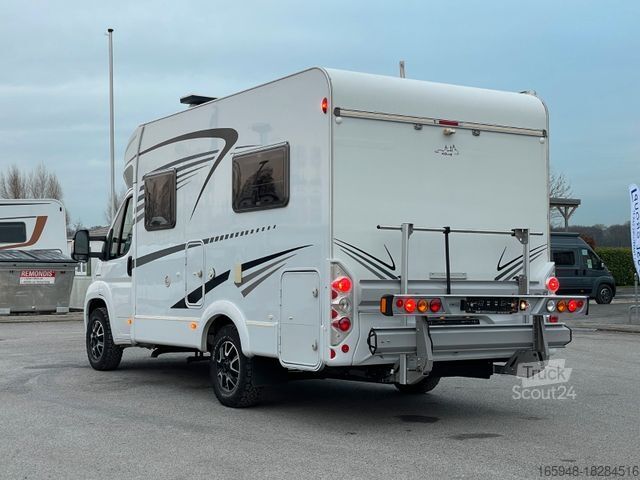 Semi-integreret campingvogn SUNLIGHT T 58 **Motorradträger****Solar 200W*