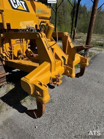 Stroj za izravnavo Caterpillar D6R III LGP Bulldozer – Ripper and GPS