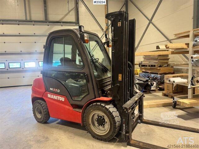 Heftruck Manitou M135D Forklift – 2400 hours!