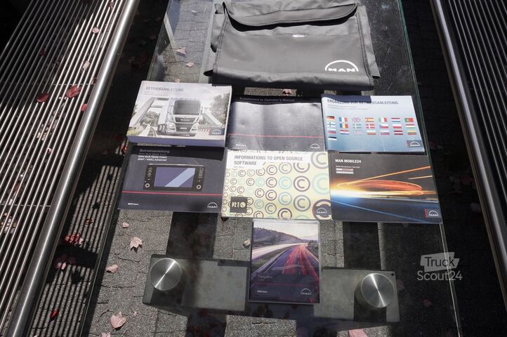 Frigorifik kamyon MAN TGX 26.500 E6 XXL / Schmitz 19 pallets /