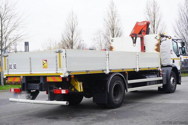 Flatbed truck with crane Renault C280 DTI 8 / FASSI crane 5.6T / 560 mth