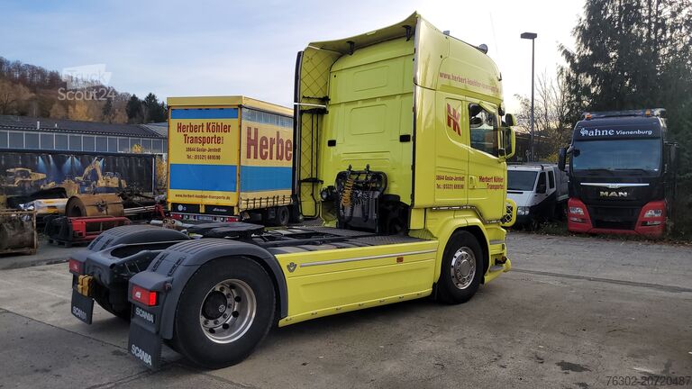 Standard dragbil Scania R 580 Retarder Standklima 2 Tanks Toplin