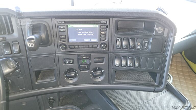 Standard dragbil Scania R 580 Retarder Standklima 2 Tanks Toplin