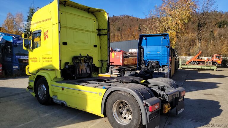 Standard dragbil Scania R 580 Retarder Standklima 2 Tanks Toplin