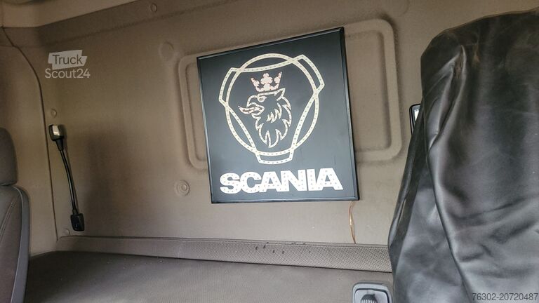 Standard dragbil Scania R 580 Retarder Standklima 2 Tanks Toplin