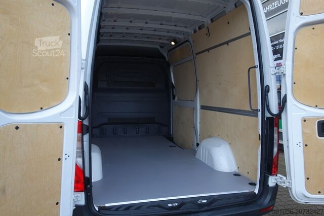 Panelinis furgonas mercedes-benz Sprinter 319 CDI V6 L2H2 LED/STDHZG/AHK/KAM/NAVI