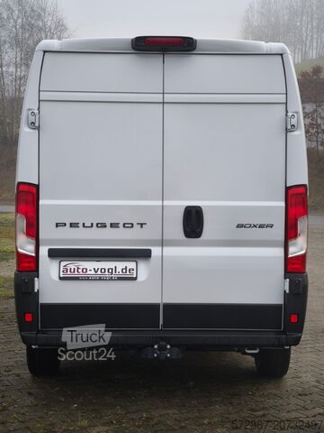 Skříňová dodávka Peugeot Boxer 335 L3H2 BlueHDi 140 AHK,7"Audio,C