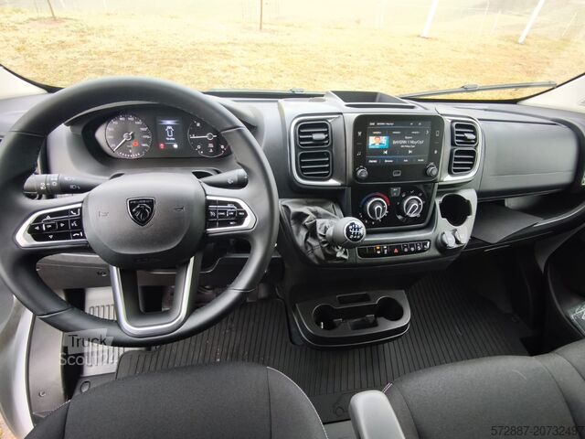 Skříňová dodávka Peugeot Boxer 335 L3H2 BlueHDi 140 AHK,7"Audio,C