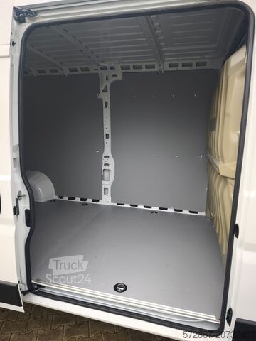 Skříňová dodávka Peugeot Boxer 335 L3H2 BlueHDi 140 AHK,7"Audio,C