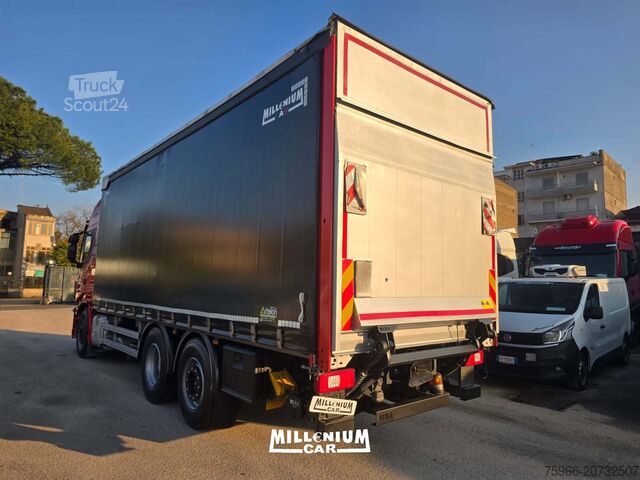 φορτηγό με επίπεδη επιφάνεια και μουσαμά Iveco STRALIS 260S46 XP 2018 EURO 6 KM670000