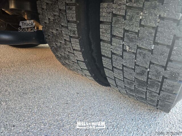 φορτηγό με επίπεδη επιφάνεια και μουσαμά Iveco STRALIS 260S46 XP 2018 EURO 6 KM670000