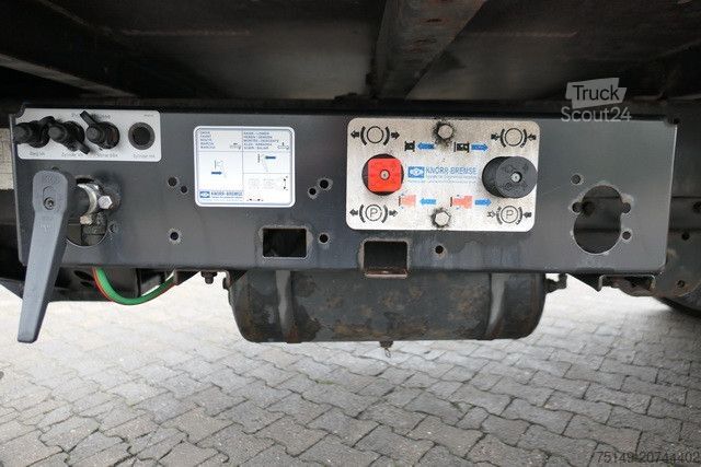 Kofferanhänger MÖSLEIN TKO 105, Tandem, 6.100mm lang, Luftfederung