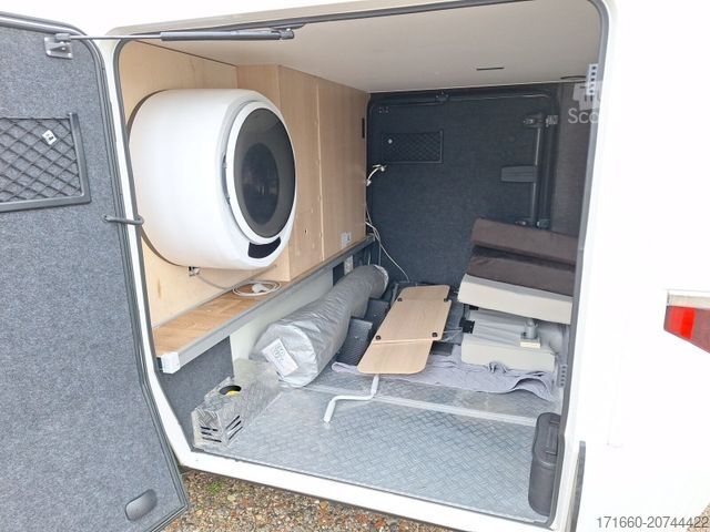 Integriertes Wohnmobil HYMER/ERIBA B-Klasse ML I 880 Klima|SAT|Solar|Hubstützen
