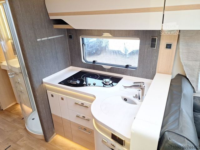 Integriertes Wohnmobil HYMER/ERIBA B-Klasse ML I 880 Klima|SAT|Solar|Hubstützen