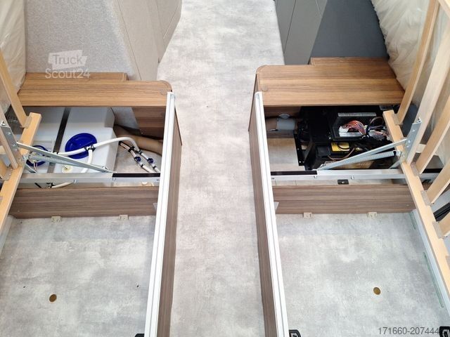 Przyczepa kempingowa HYMER/ERIBA Eriba Novaline 495 Lulea Leaf, Truma Combi-4 E