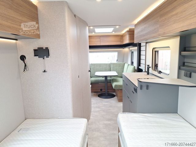 Przyczepa kempingowa HYMER/ERIBA Eriba Novaline 495 Lulea Leaf, Truma Combi-4 E