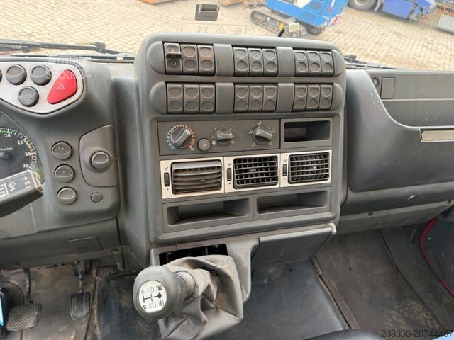 Düz kasa kamyon IVECO 140E28 4x4 / 109.467 KM / 1. Hand /  Camper