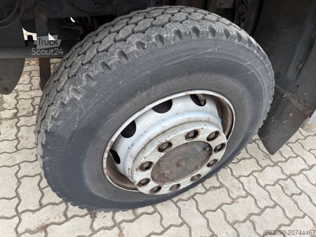 Düz kasa kamyon IVECO 140E28 4x4 / 109.467 KM / 1. Hand / Camper